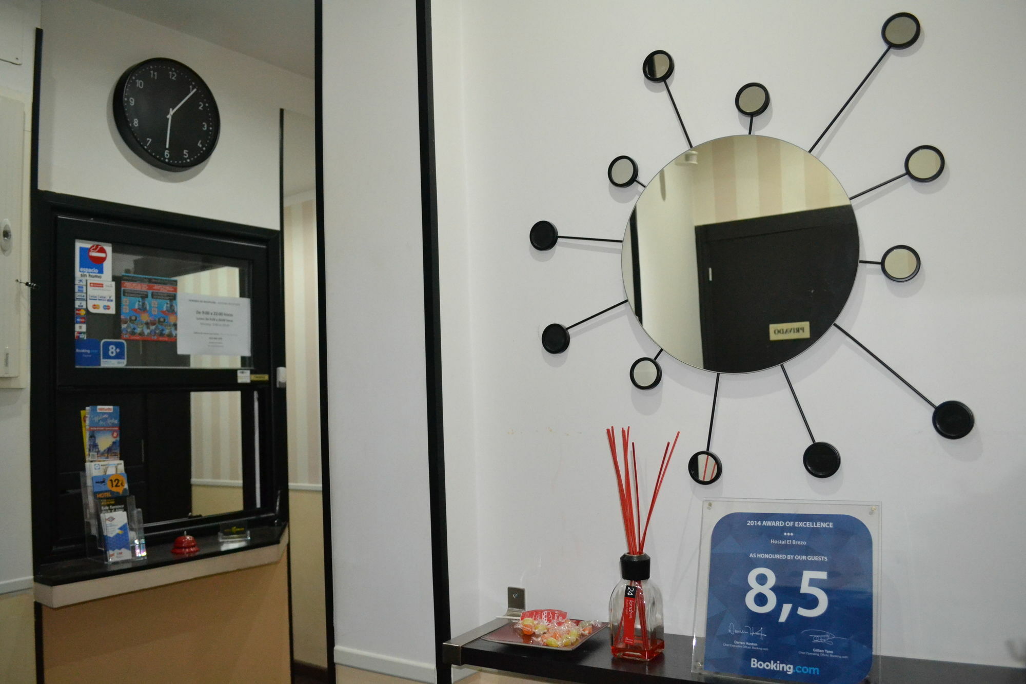 Hostal El Brezo Madrid Eksteriør billede